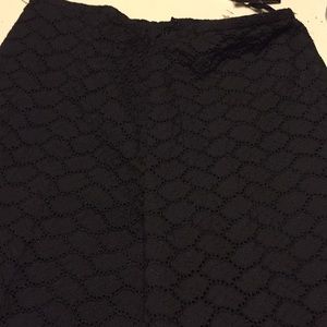 MAG black eyelet crop trousers 8 New